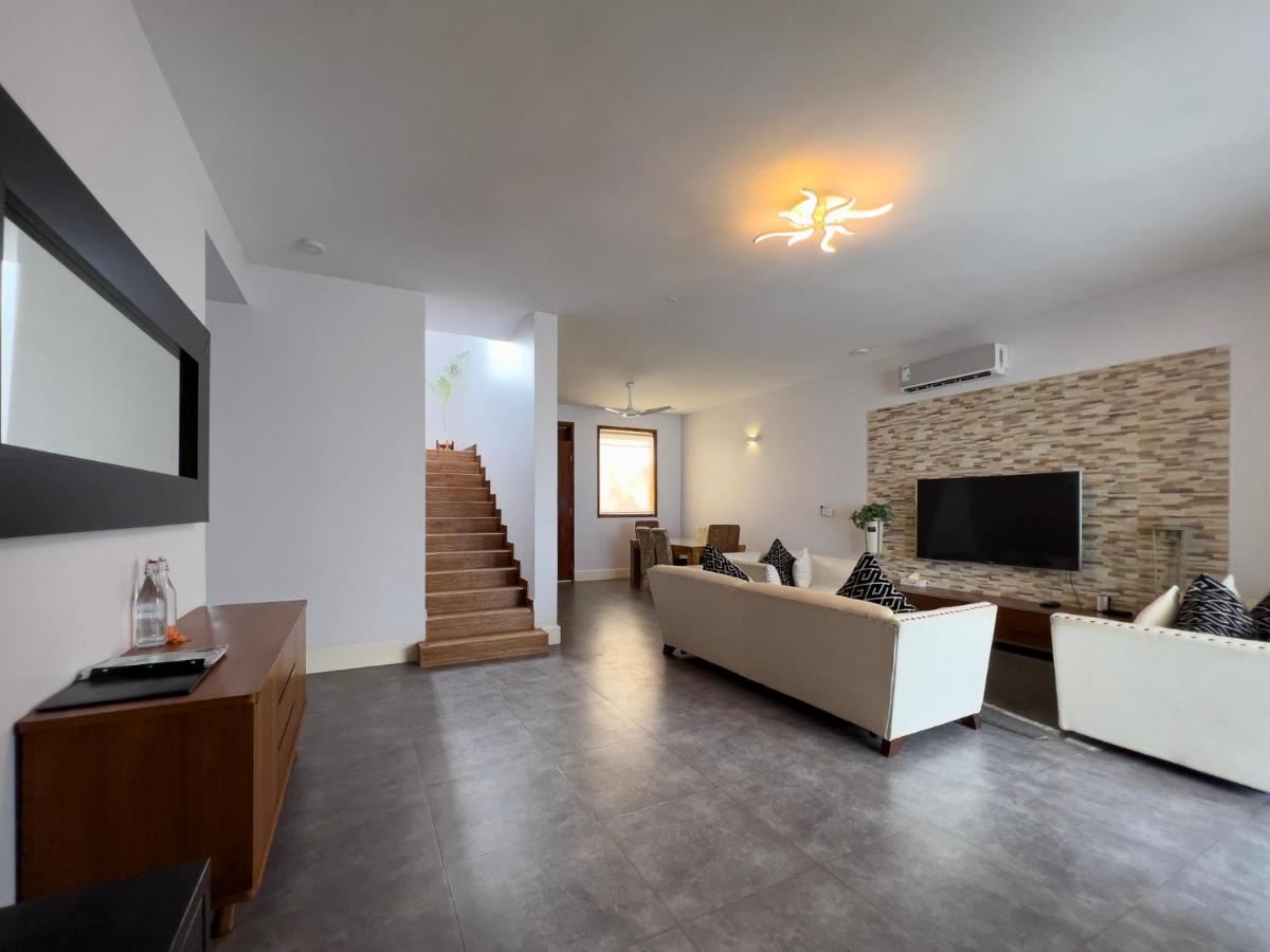 Zanzibar Dt Beachfront Villa Mkunguni Екстериор снимка