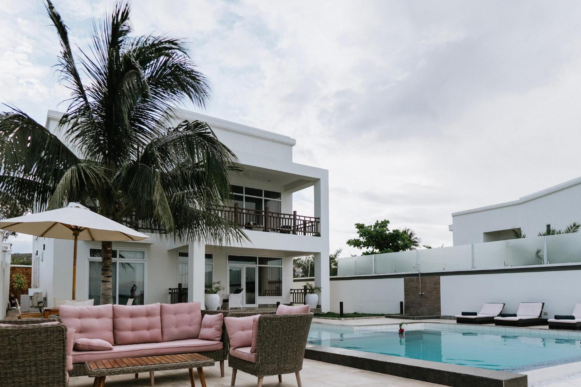 Zanzibar Dt Beachfront Villa Mkunguni Екстериор снимка